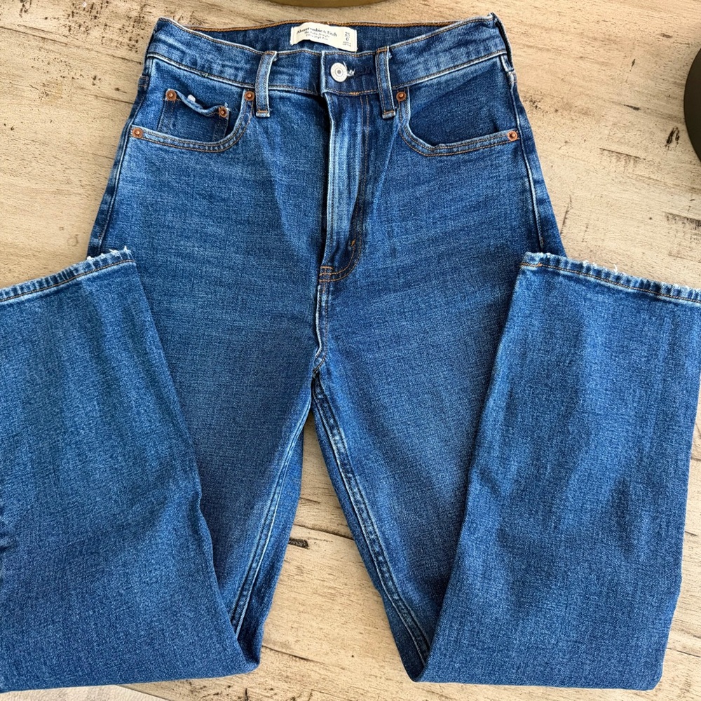 Abercrombie & Fitch Blue Ankle Jeans